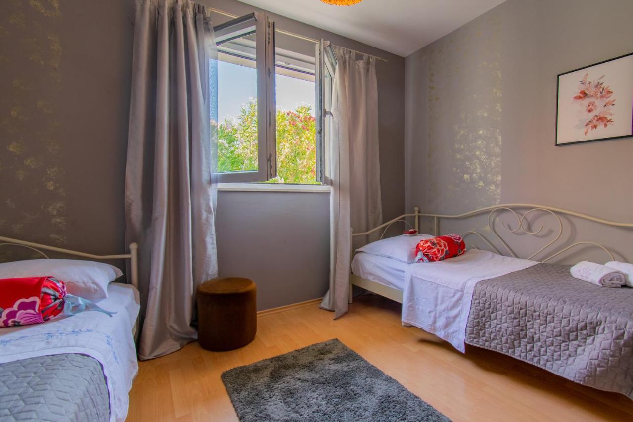 Villa Lean Макарска Экстерьер фото