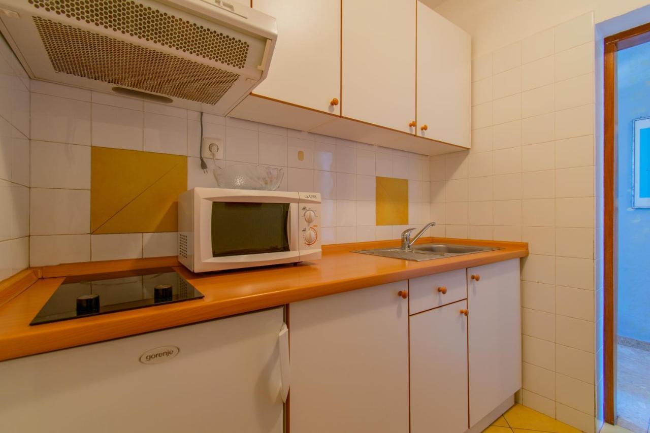 Villa Lean Макарска Экстерьер фото